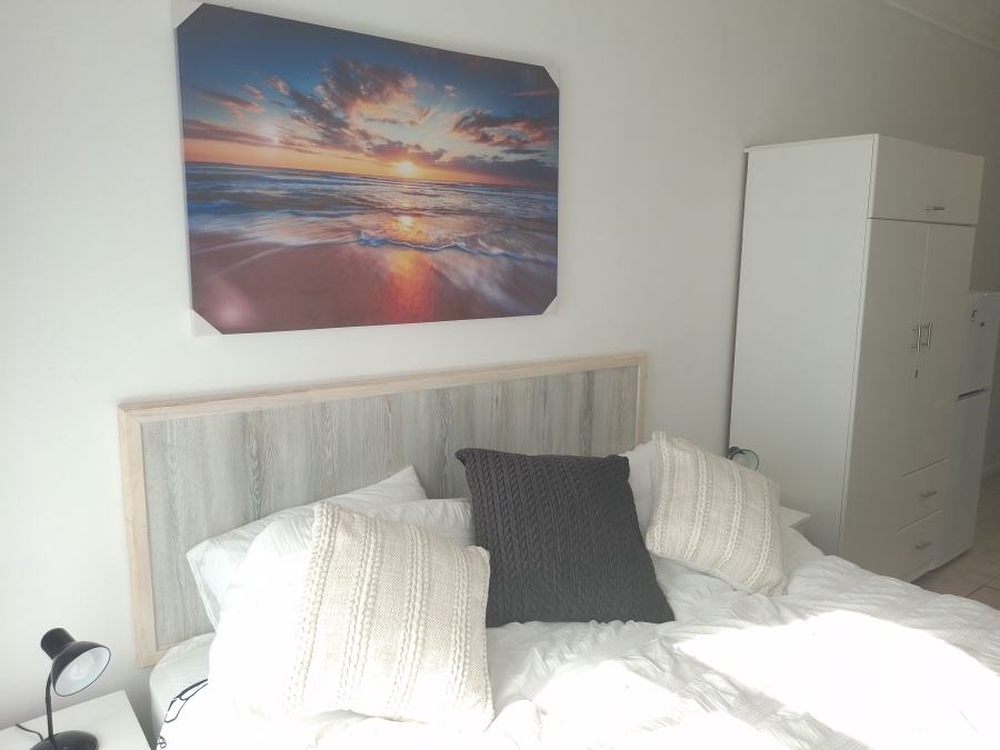 To Let 1 Bedroom Property for Rent in Fish Hoek Western Cape